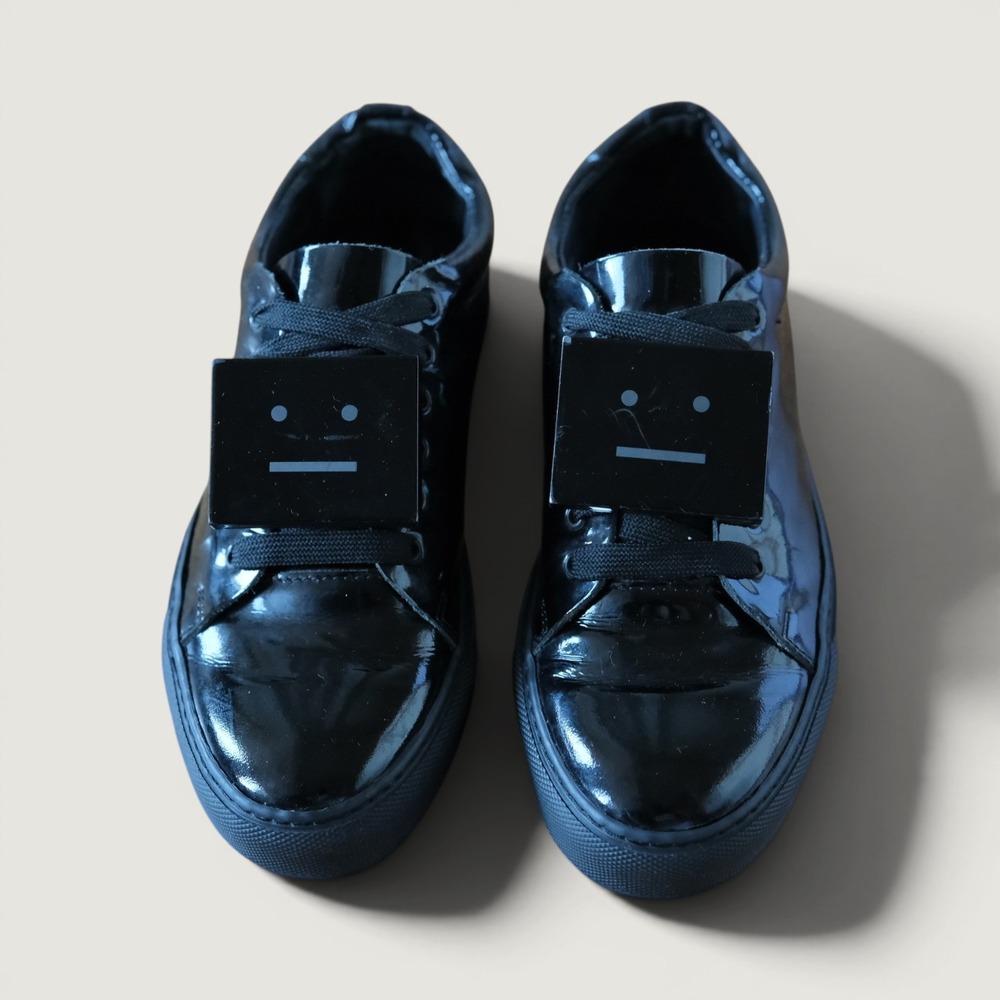 Acne Studios Adriana Sneakers Womens Black Patent Face Plaque Platform 35 Luxury